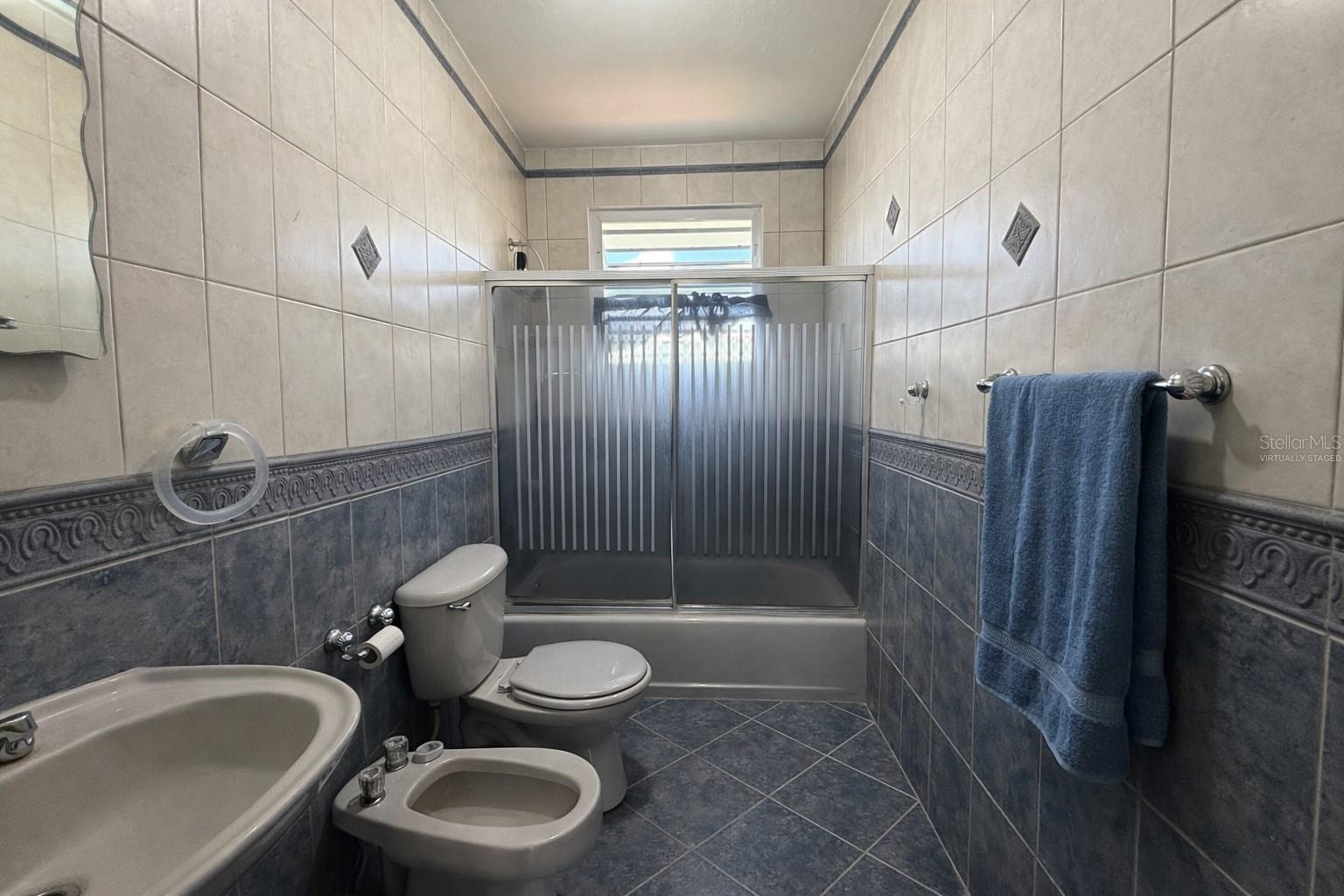 BO.ENEAS - Residential Income