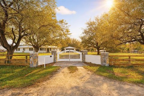 Tiny photo for 12650 SE 98th Lane, Dunnellon, FL 34431 (MLS # OM720989)