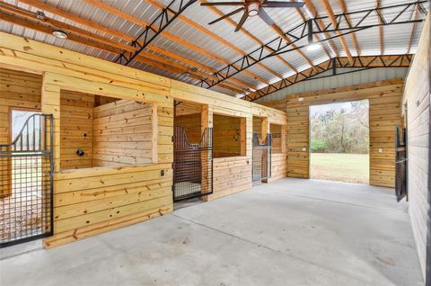 Tiny photo for 12650 SE 98th Lane, Dunnellon, FL 34431 (MLS # OM720989)