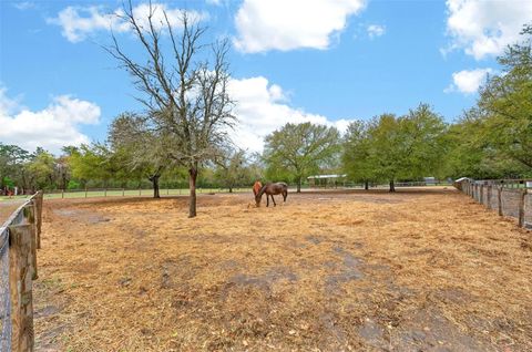 Tiny photo for 12650 SE 98th Lane, Dunnellon, FL 34431 (MLS # OM720989)