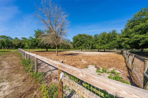 Tiny photo for 12650 SE 98th Lane, Dunnellon, FL 34431 (MLS # OM720989)