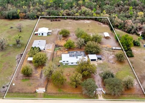 Photo of 12650 SE 98th Lane, Dunnellon, FL 34431 (MLS # OM720989)
