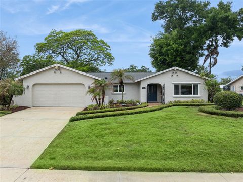 Photo of 425 Vandergrift Drive, Ocoee, FL 34761 (MLS # G5110769)