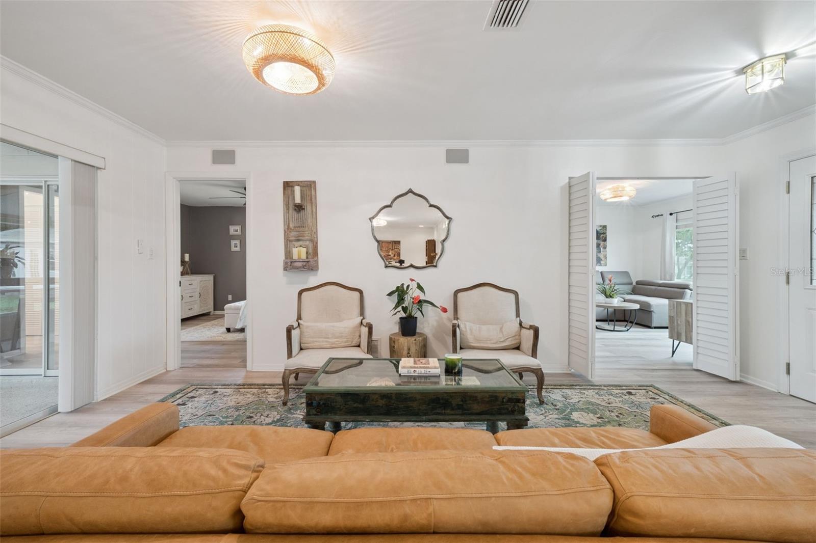 LAKE SHORE GARDENS - Residential