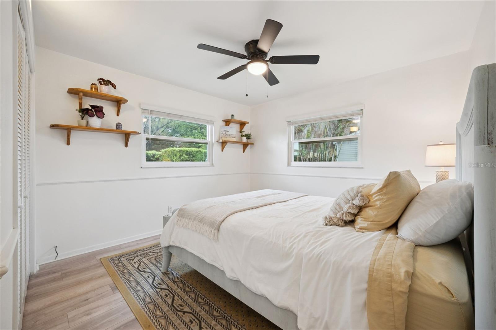 LAKE SHORE GARDENS - Residential