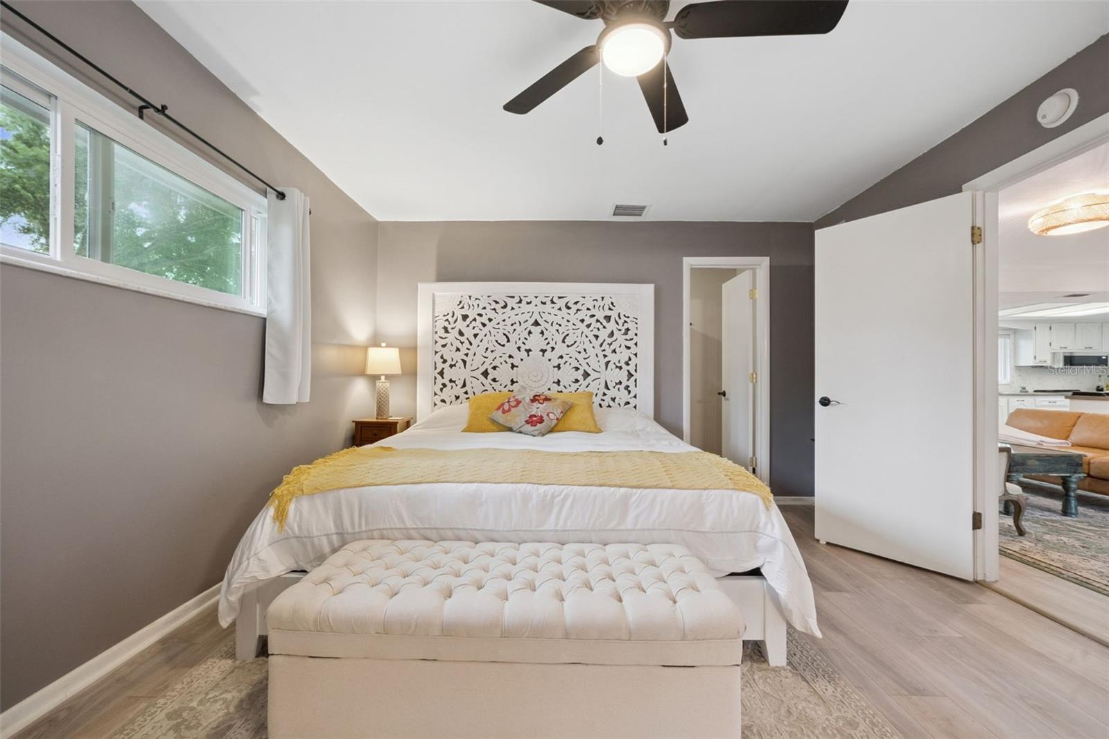 LAKE SHORE GARDENS - Residential