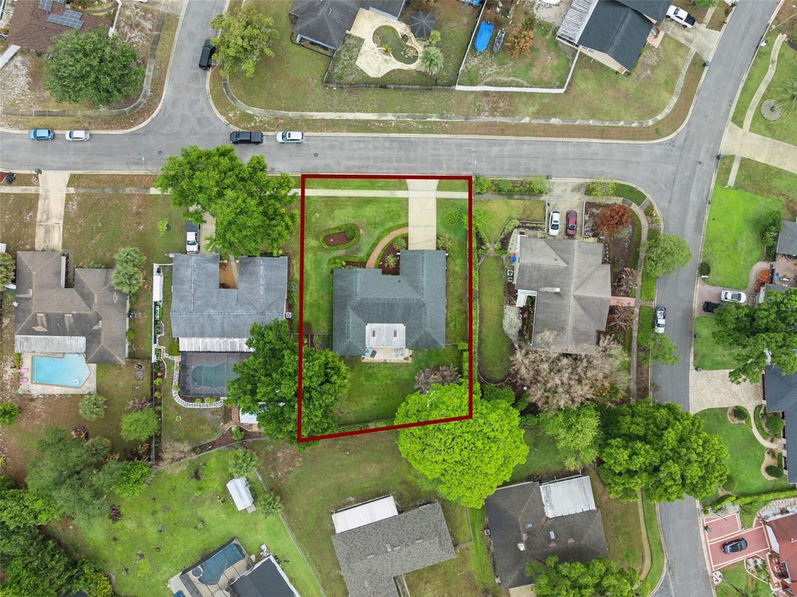 LAKE SHORE GARDENS - Residential