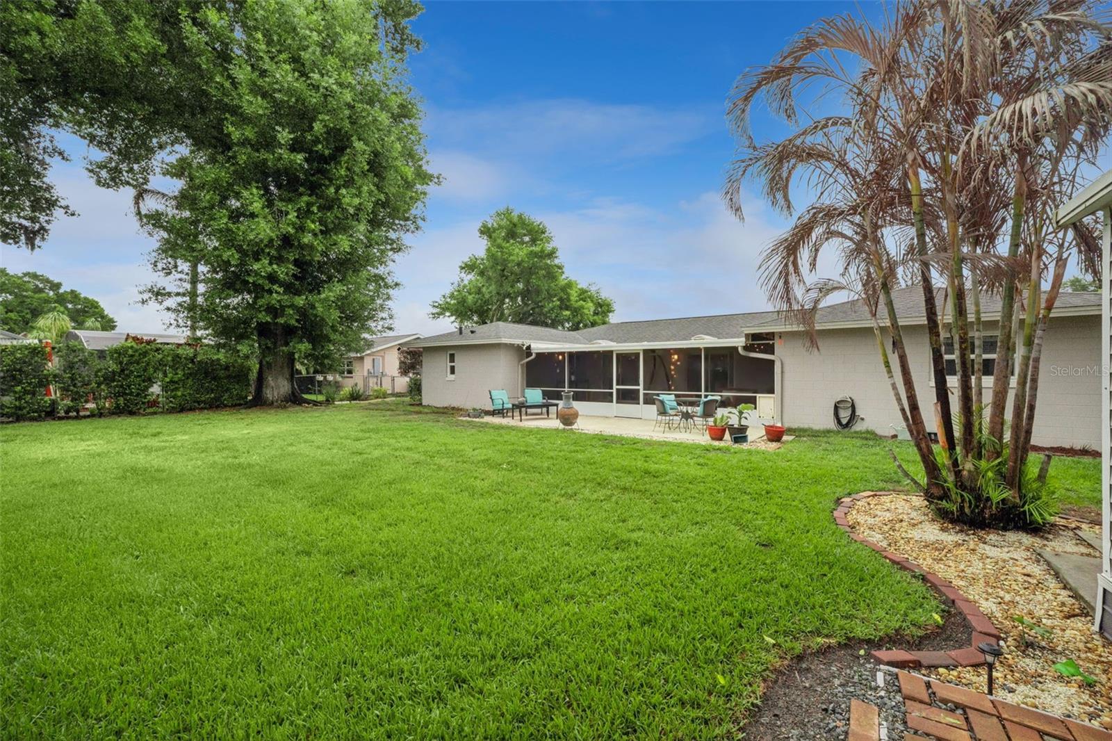 LAKE SHORE GARDENS - Residential