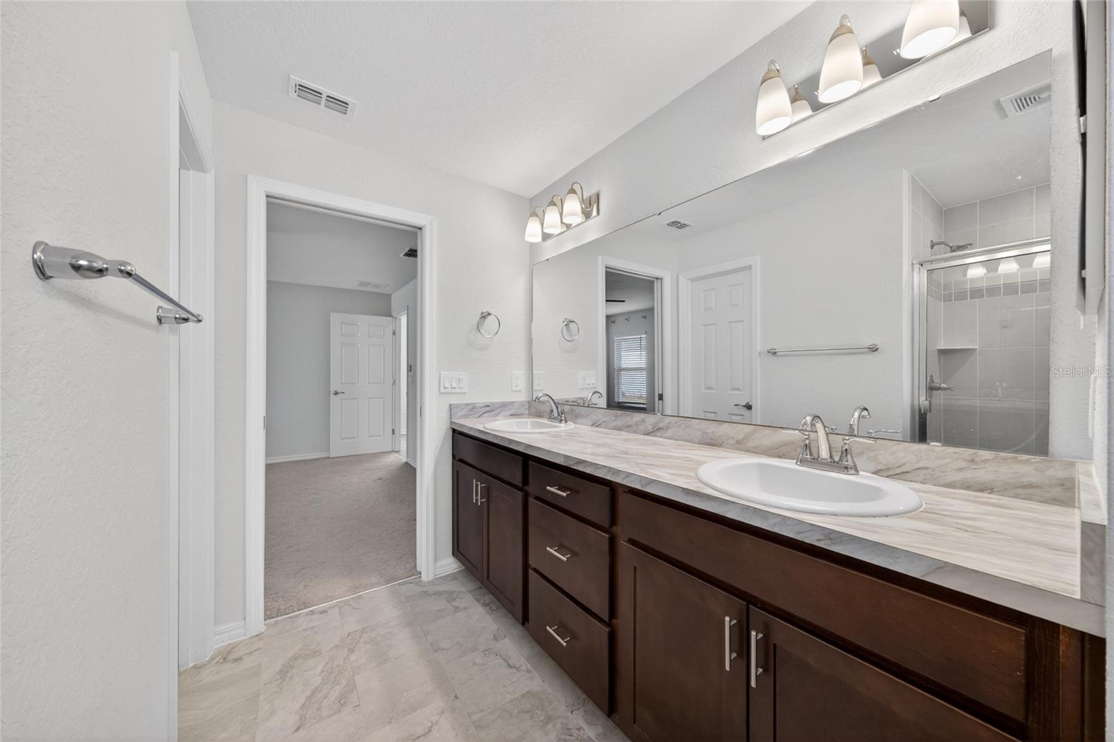 GENEVA LNDGS PH 1 - Residential