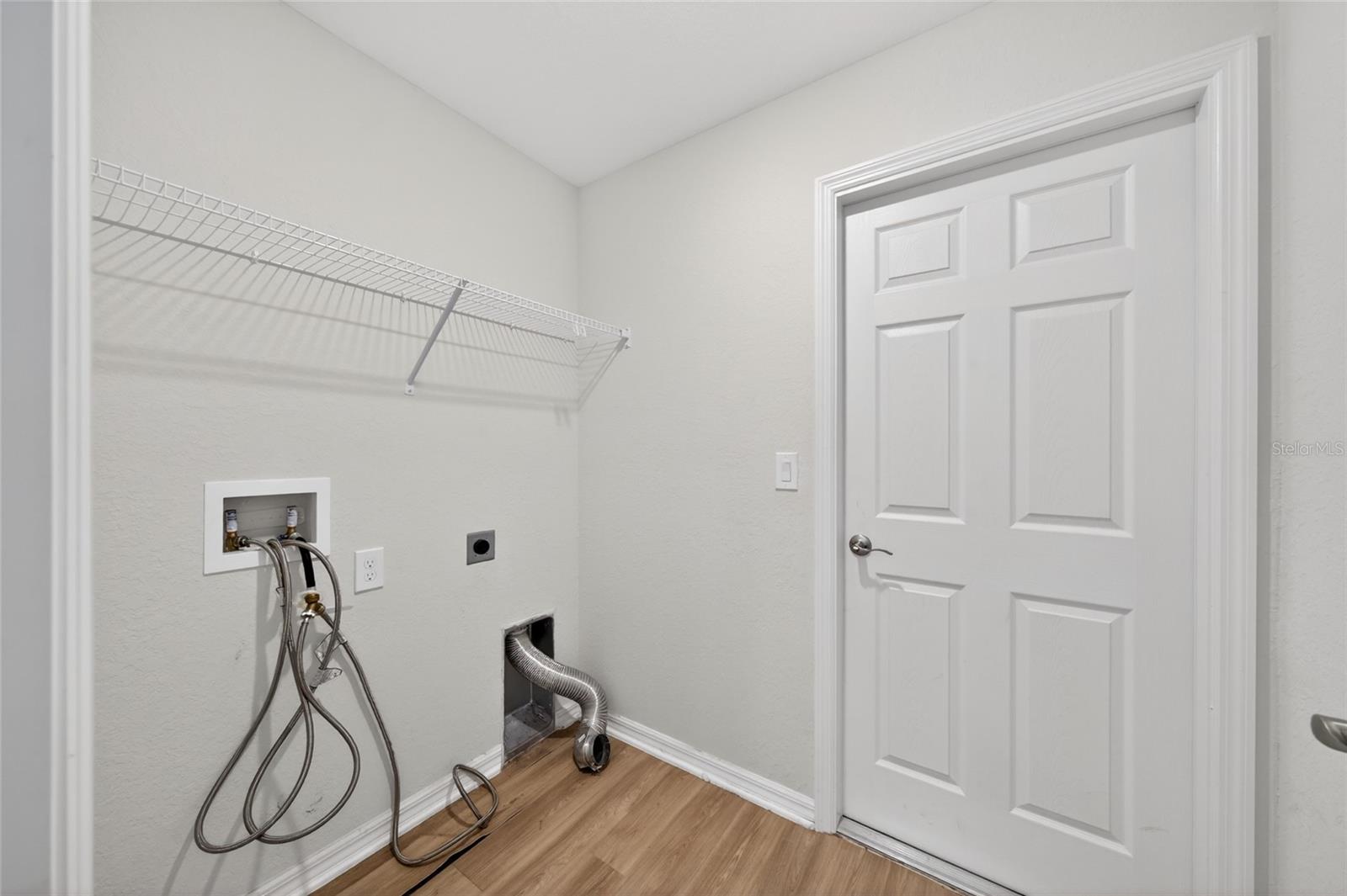 GENEVA LNDGS PH 1 - Residential