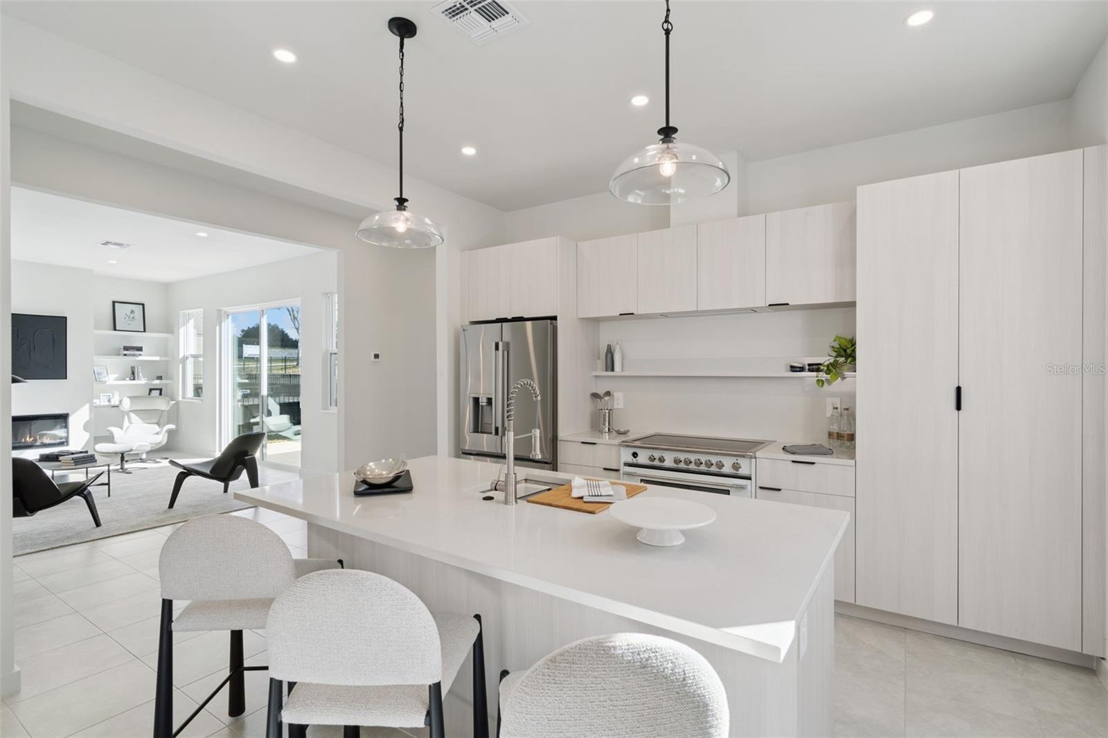 BOULEVARD OAKS OF LADY LAKE - Residential