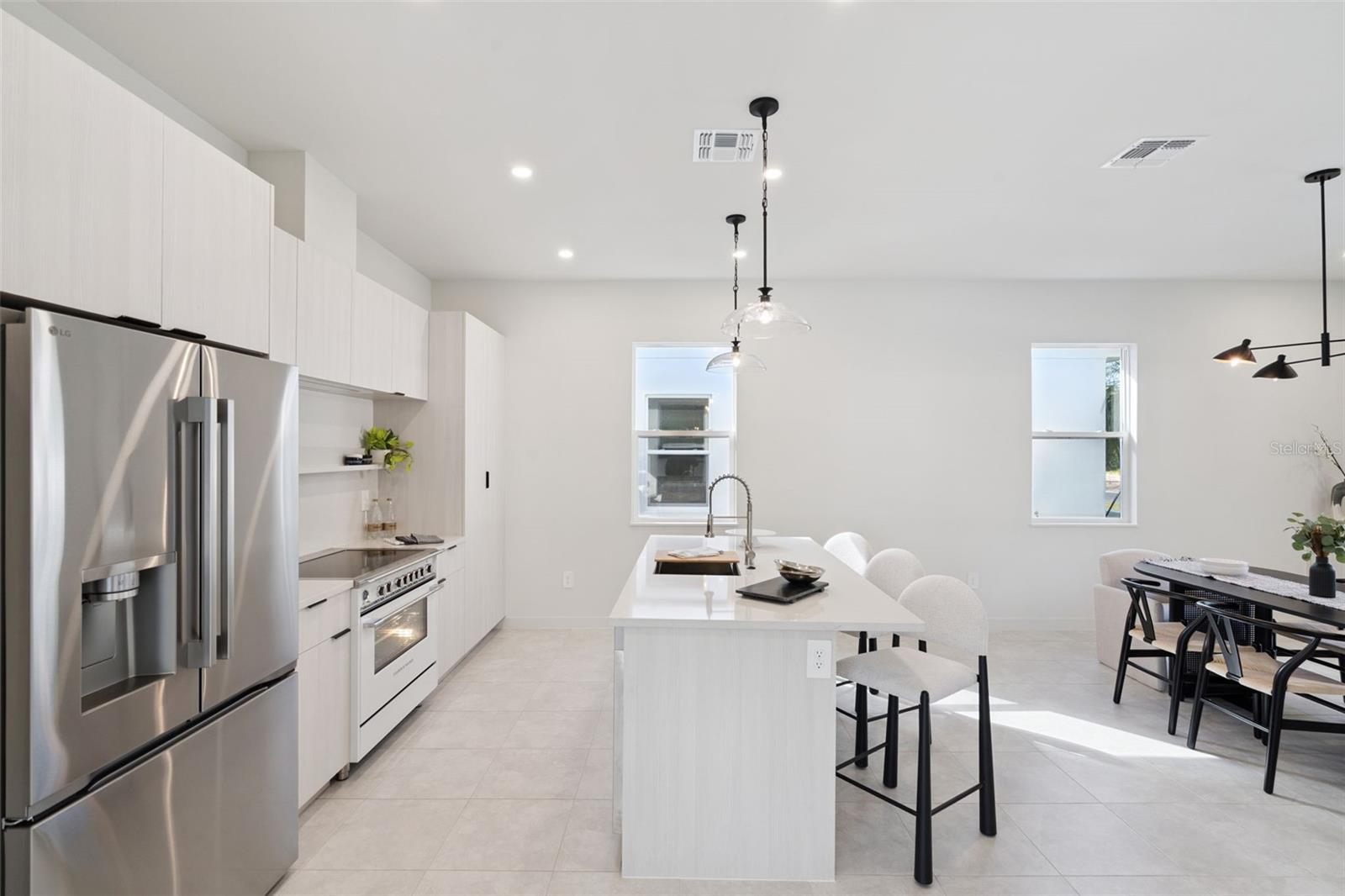 BOULEVARD OAKS OF LADY LAKE - Residential