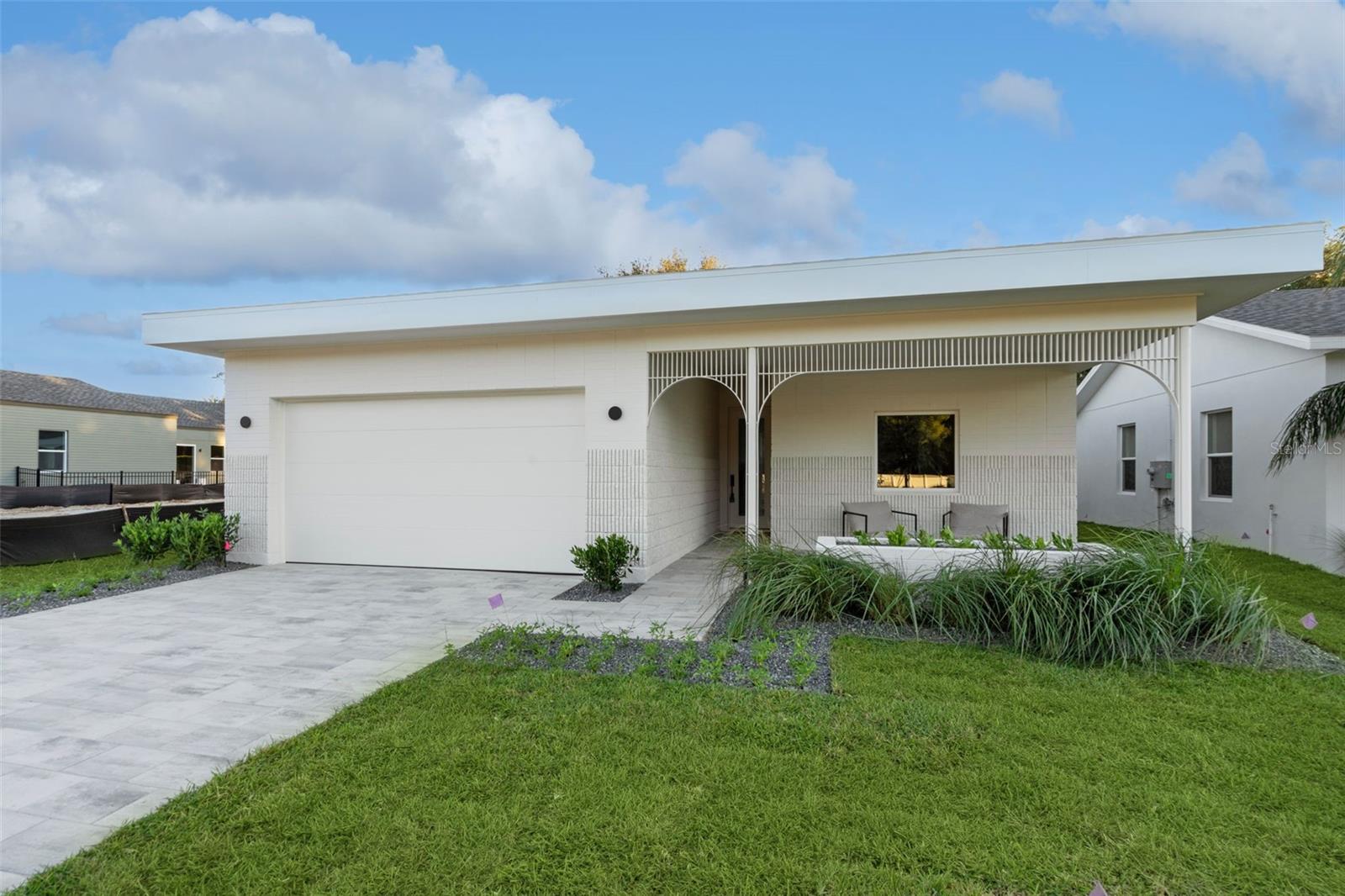 BOULEVARD OAKS OF LADY LAKE - Residential