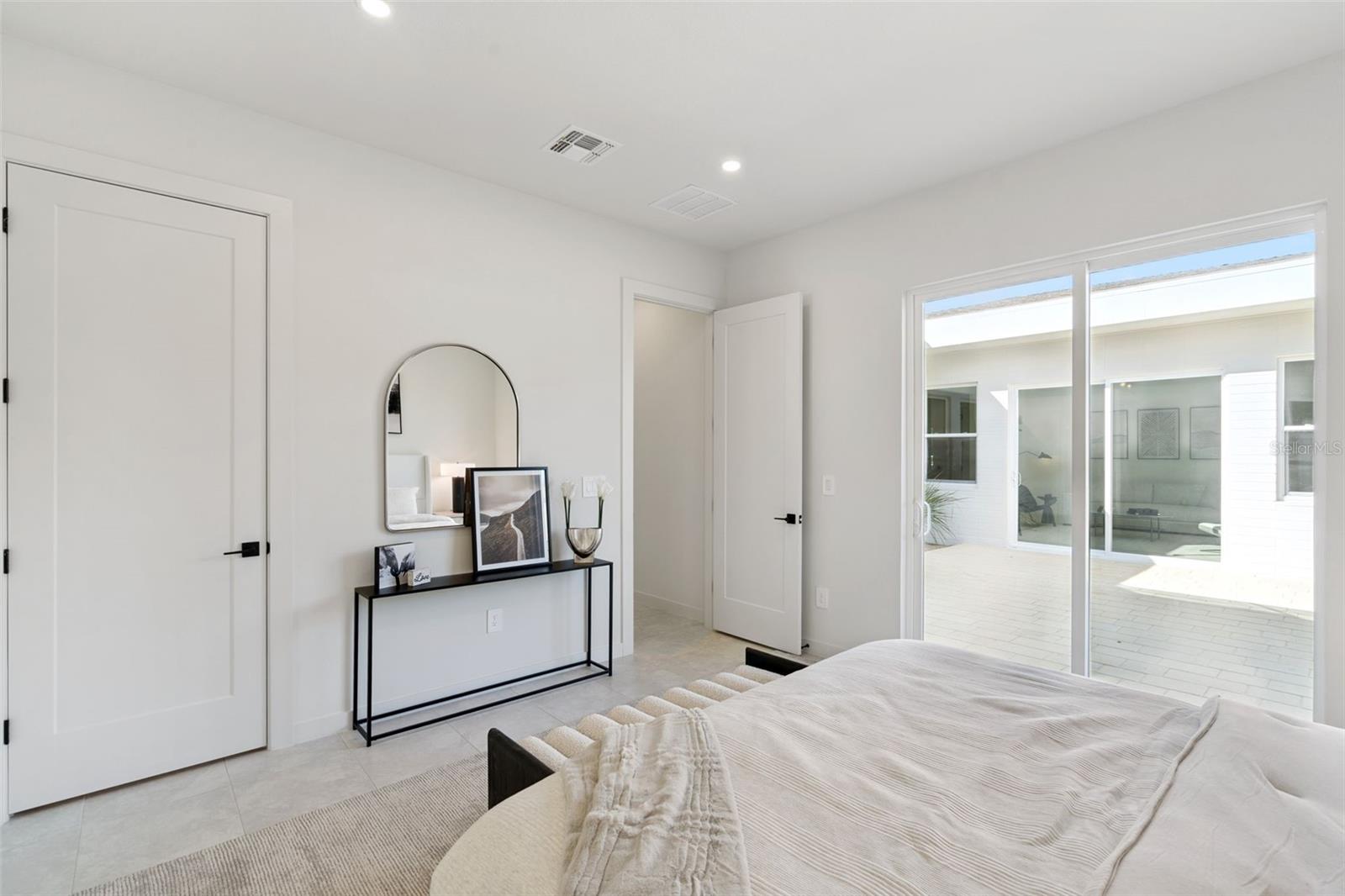 BOULEVARD OAKS OF LADY LAKE - Residential