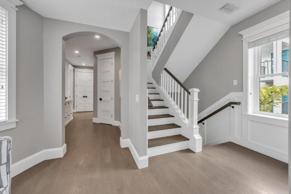 CORTEZ BEACH - Residential