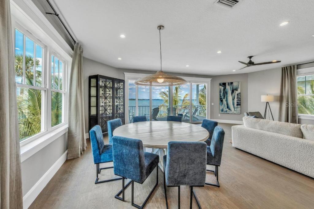 CORTEZ BEACH - Residential