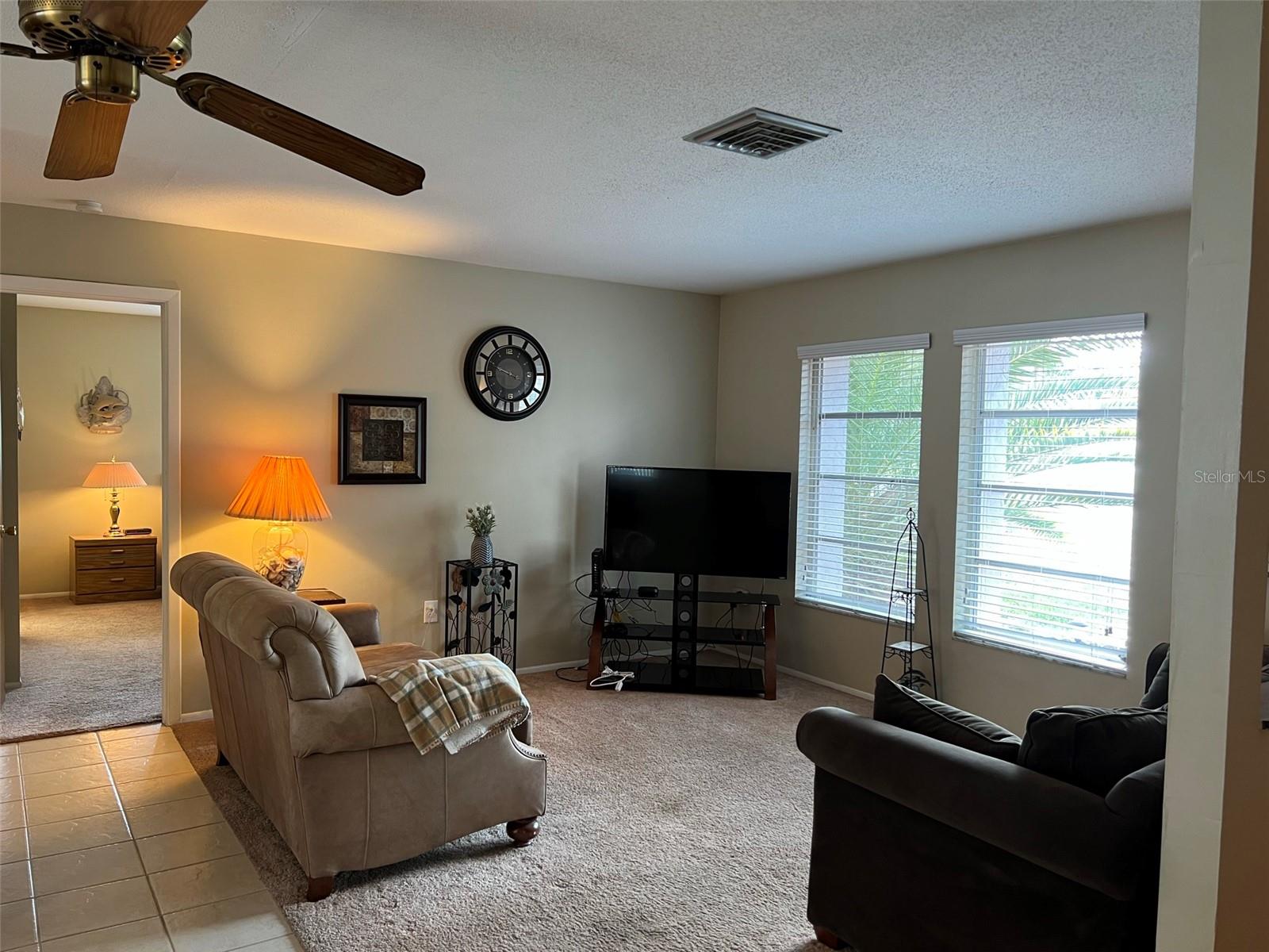 SOUTH VENICE - Residential Lease