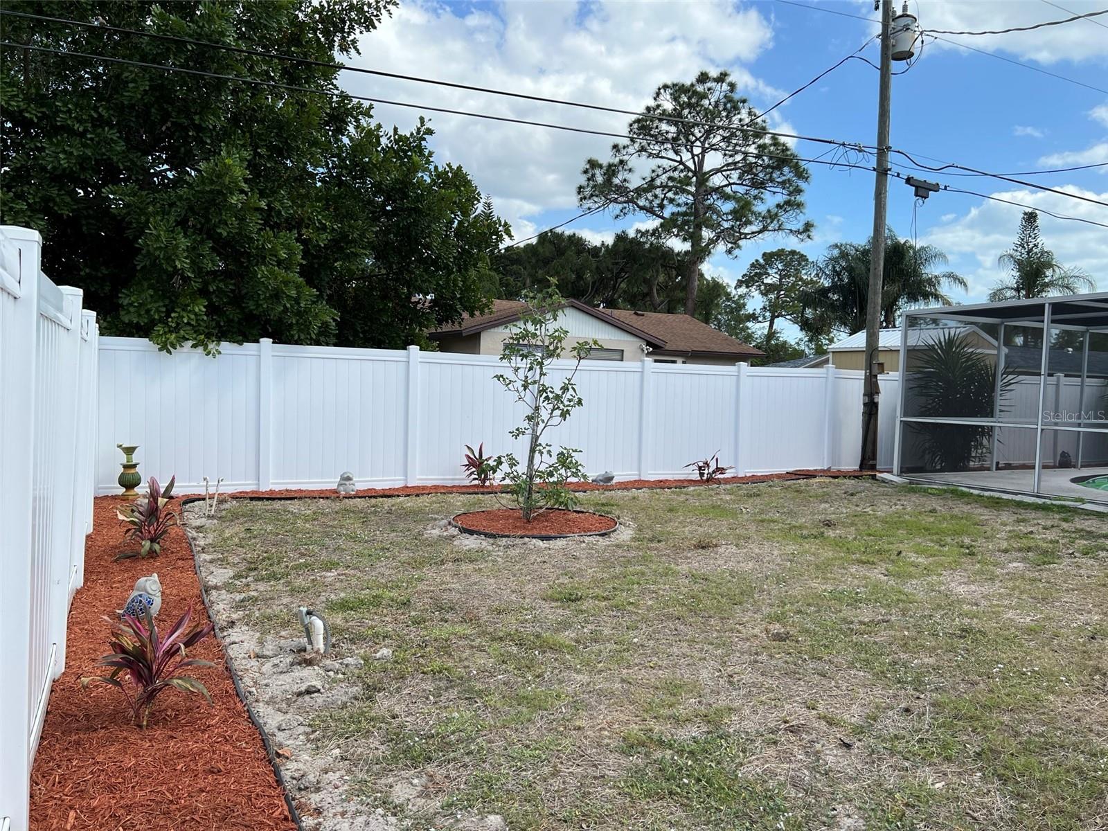 SOUTH VENICE - Residential Lease