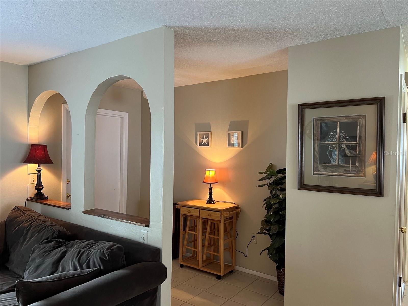 SOUTH VENICE - Residential Lease