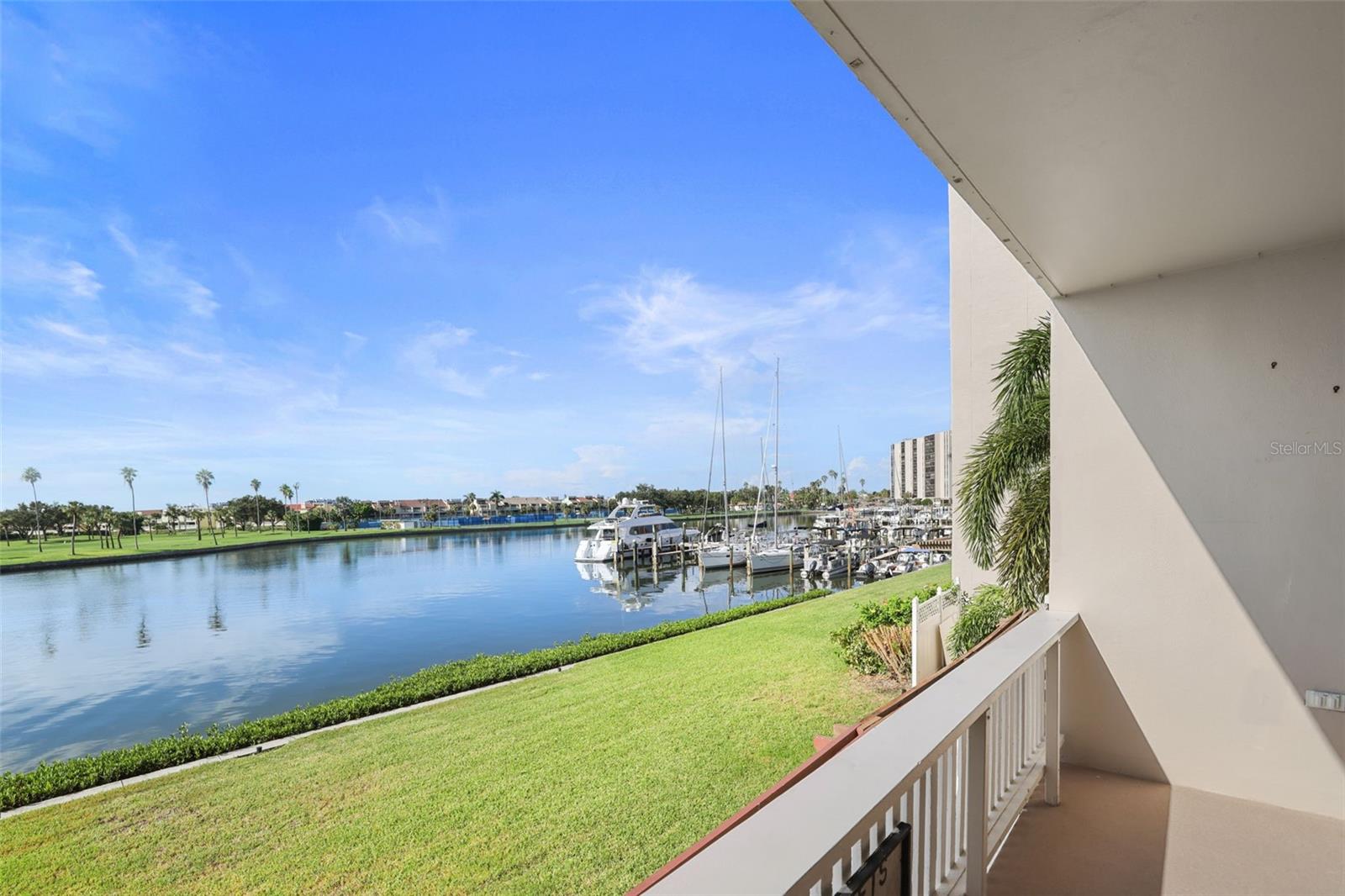 TREASURE ISLAND TENNIS & YACHT CLUB - Residential Lease