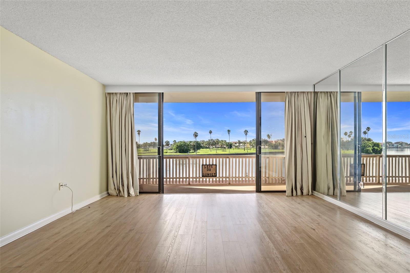 TREASURE ISLAND TENNIS & YACHT CLUB - Residential Lease