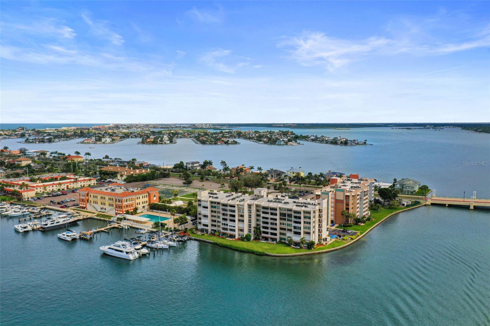 TREASURE ISLAND TENNIS & YACHT CLUB - Residential Lease