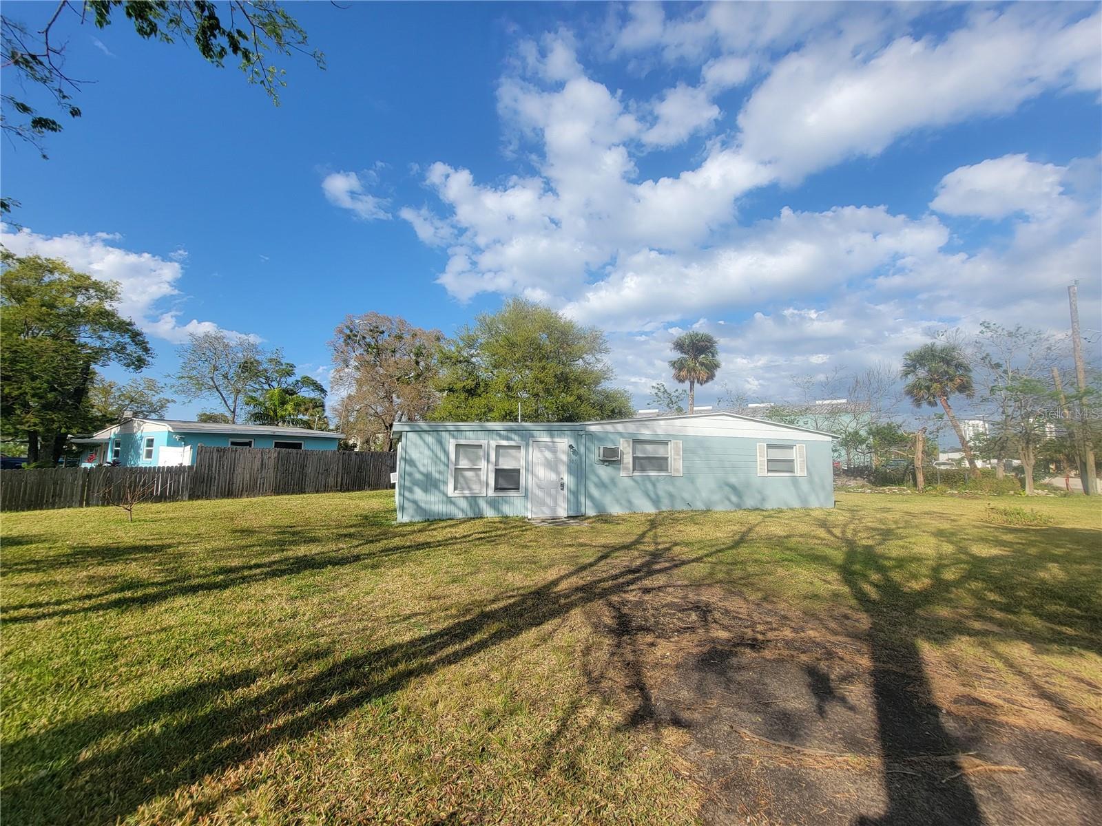 305 ELSIE AVENUE