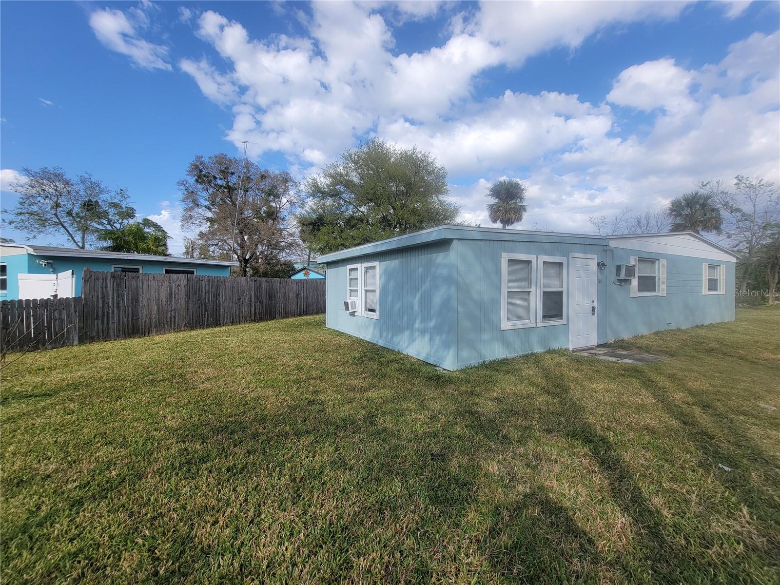 305 ELSIE AVENUE