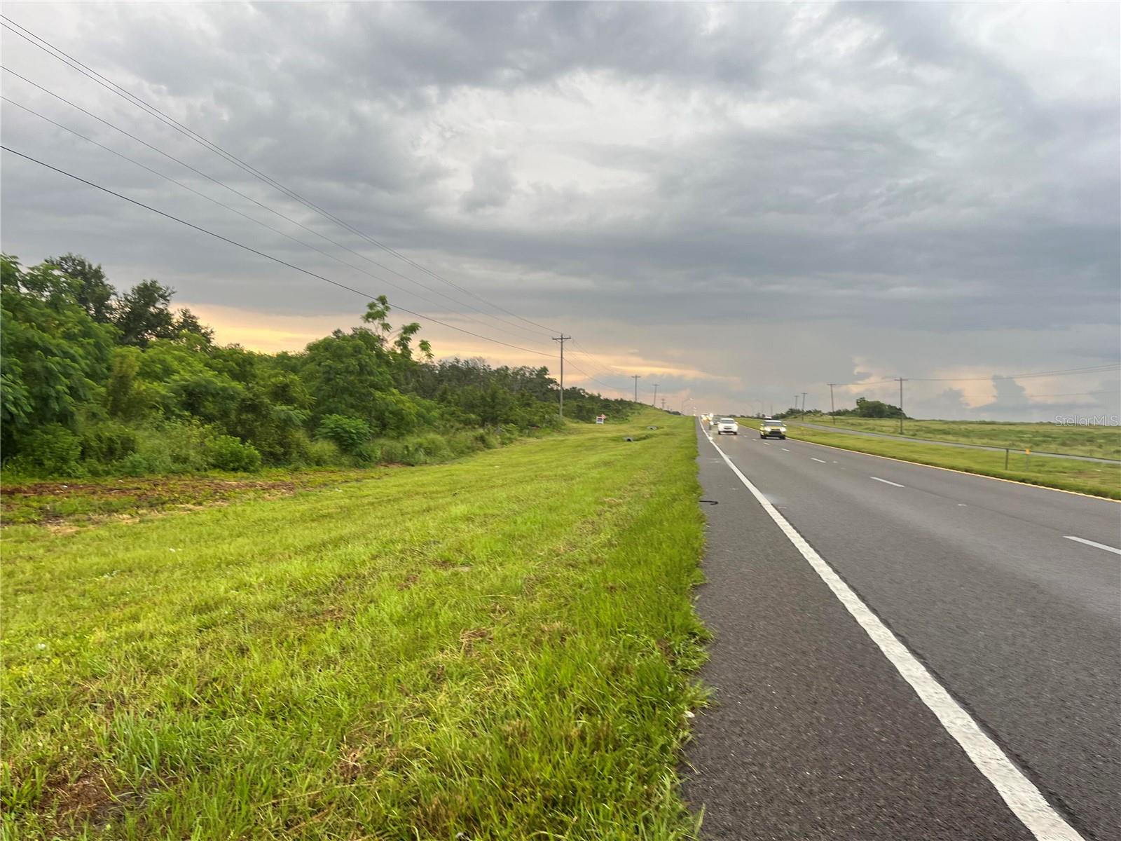 HILLSIDE LAKE ESTATES - Land