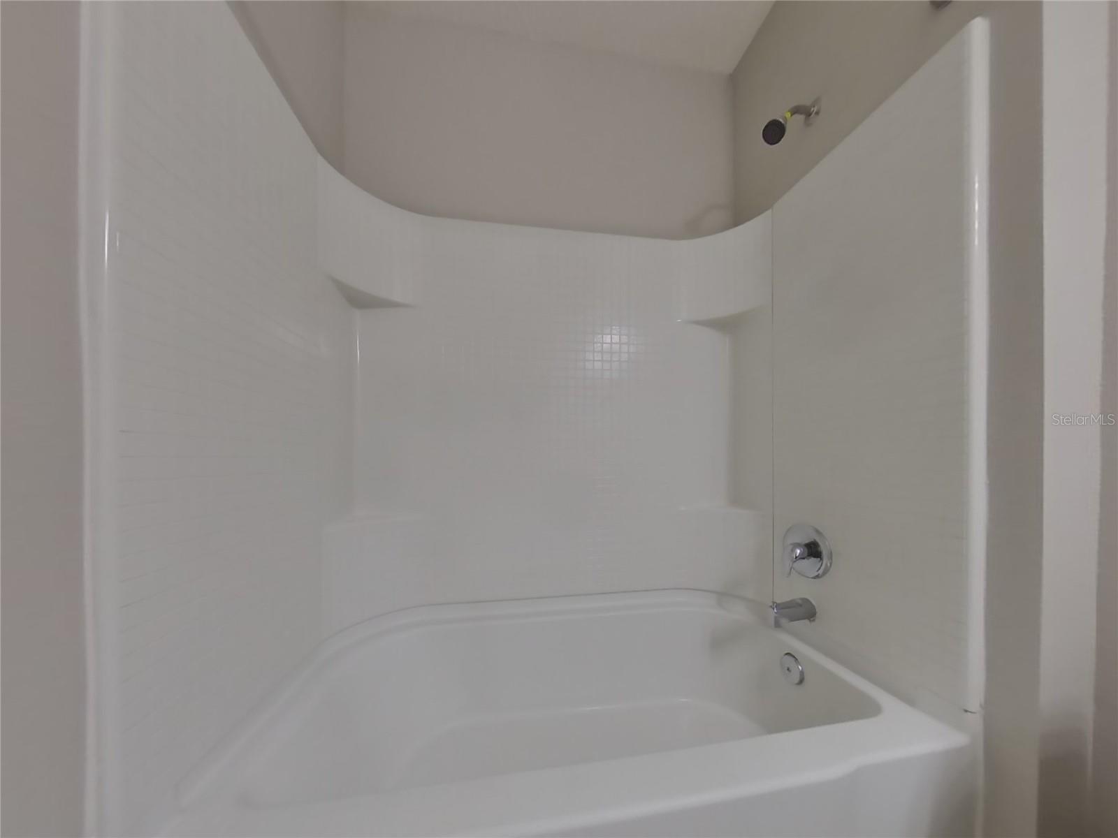 TAVARES LANE PARK RIDGE PH A - Residential Lease