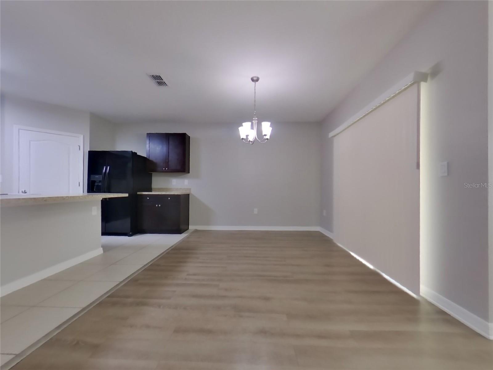 TAVARES LANE PARK RIDGE PH A - Residential Lease