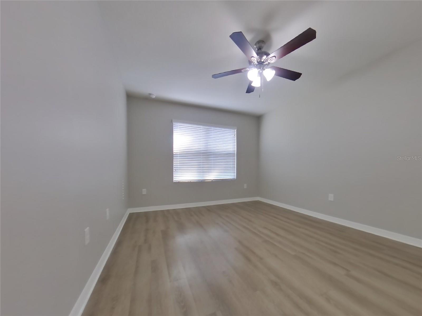 TAVARES LANE PARK RIDGE PH A - Residential Lease