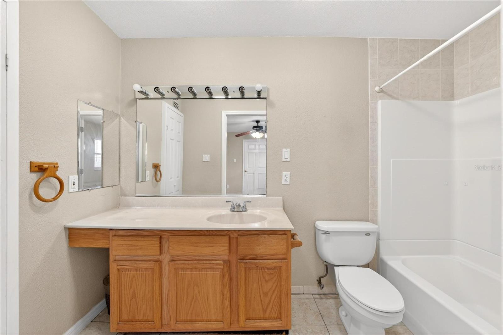 E B WATERS & SONS ADD - Residential