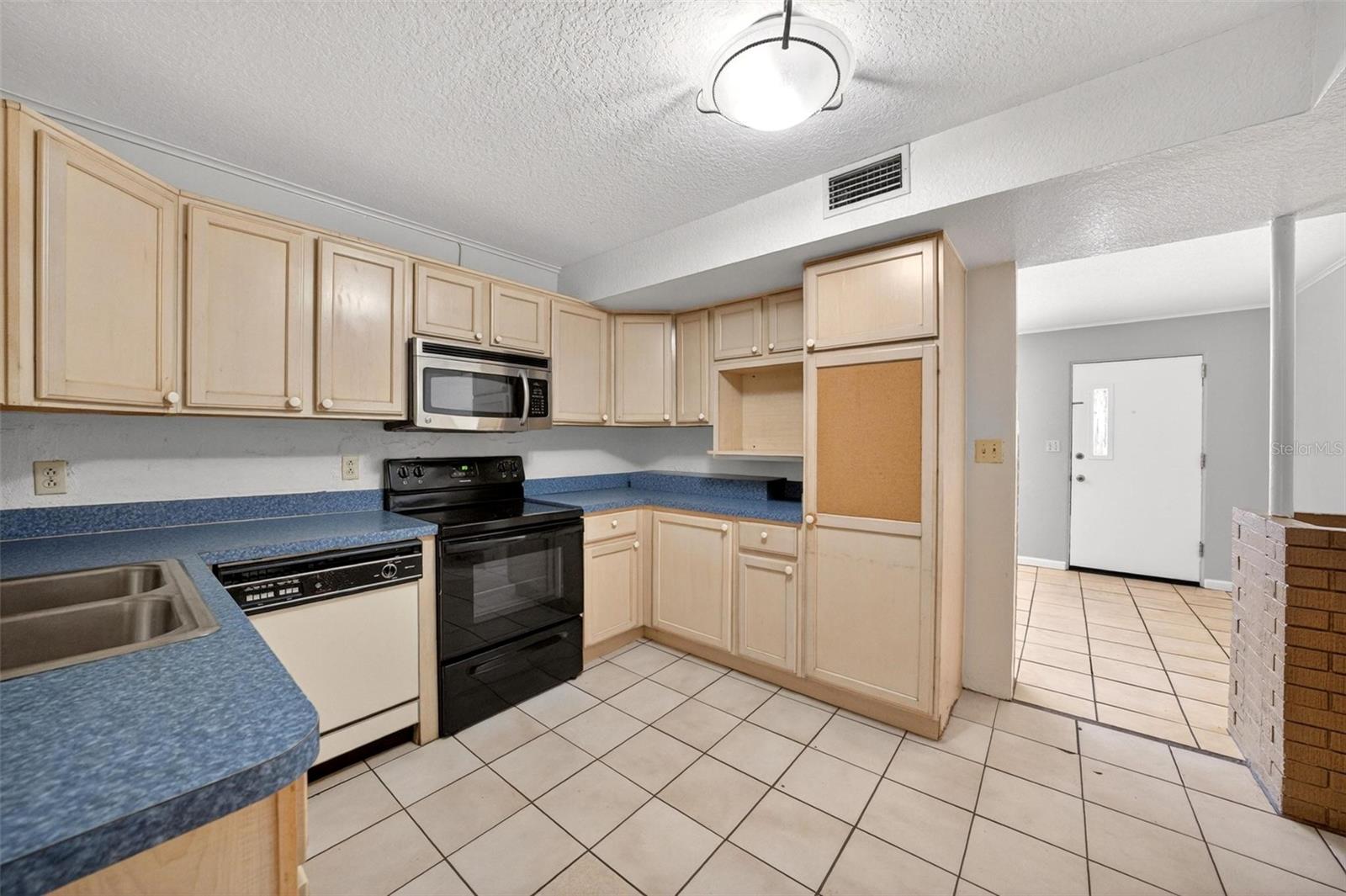 E B WATERS & SONS ADD - Residential