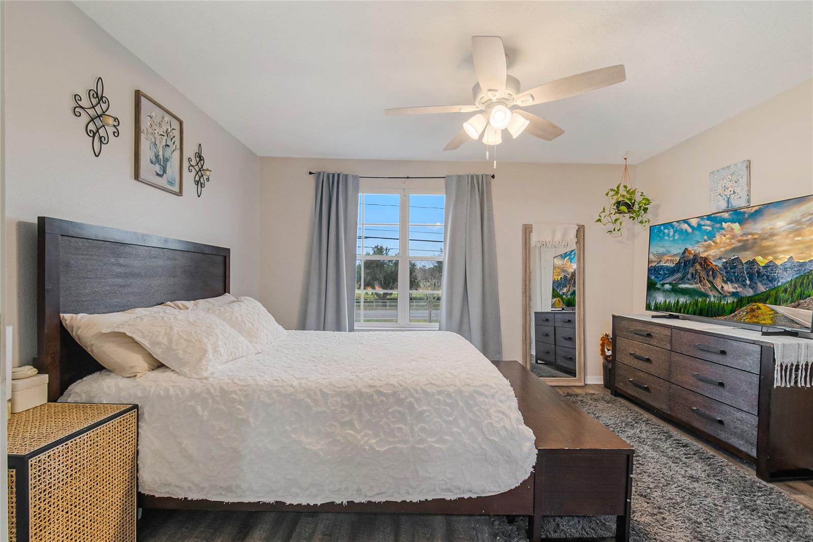 HERITAGE PARK TOWNHOMES - Residential