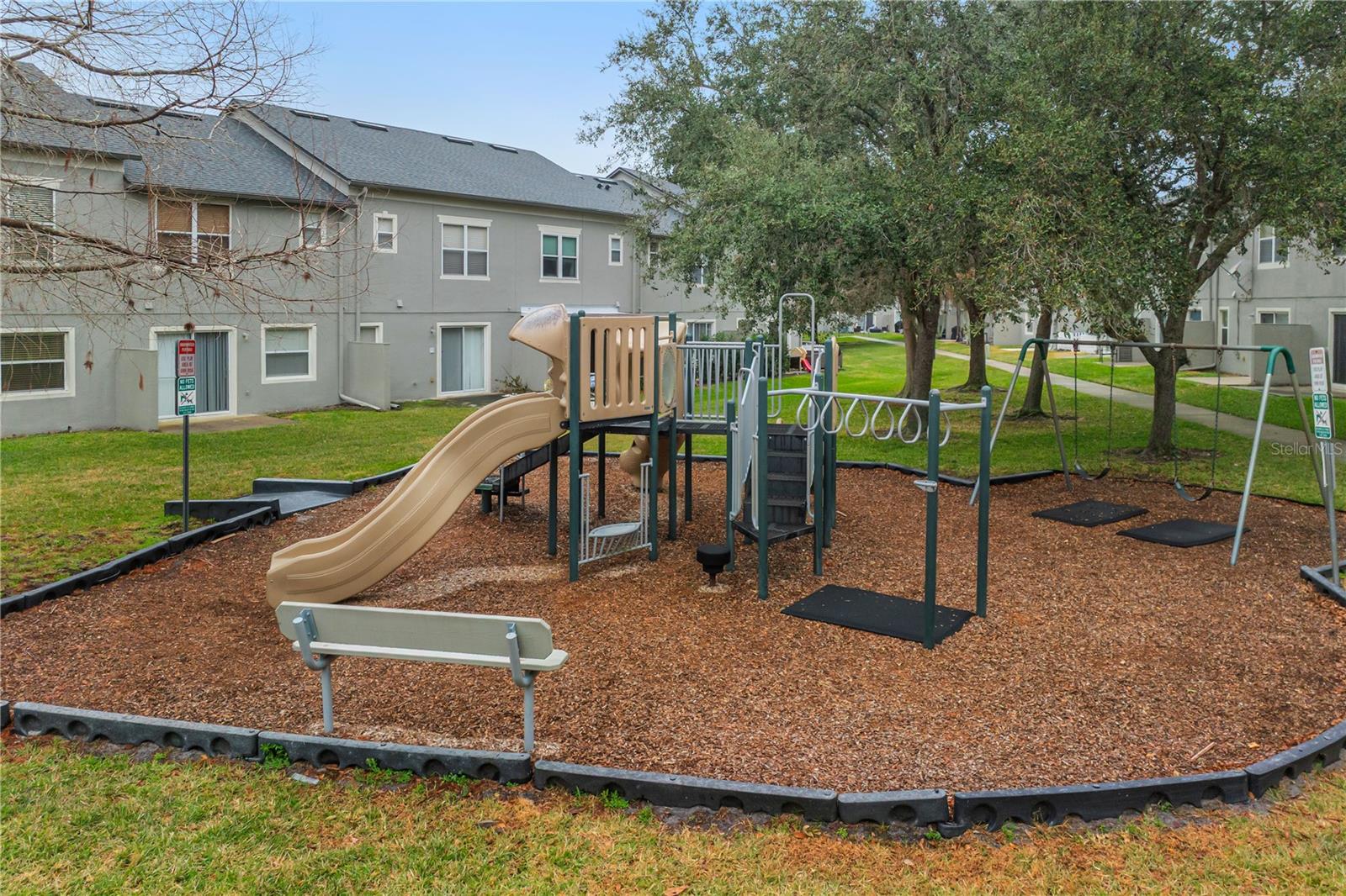 HERITAGE PARK TOWNHOMES - Residential