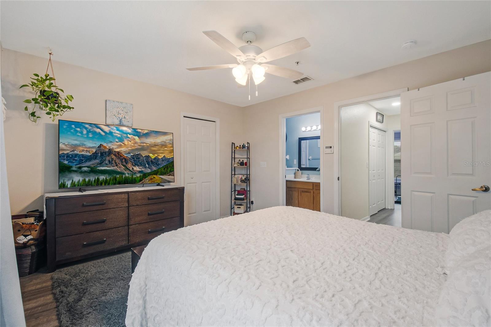 HERITAGE PARK TOWNHOMES - Residential