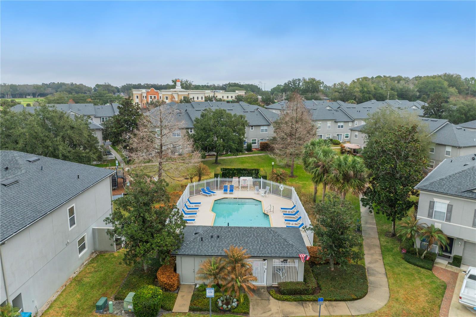 HERITAGE PARK TOWNHOMES - Residential