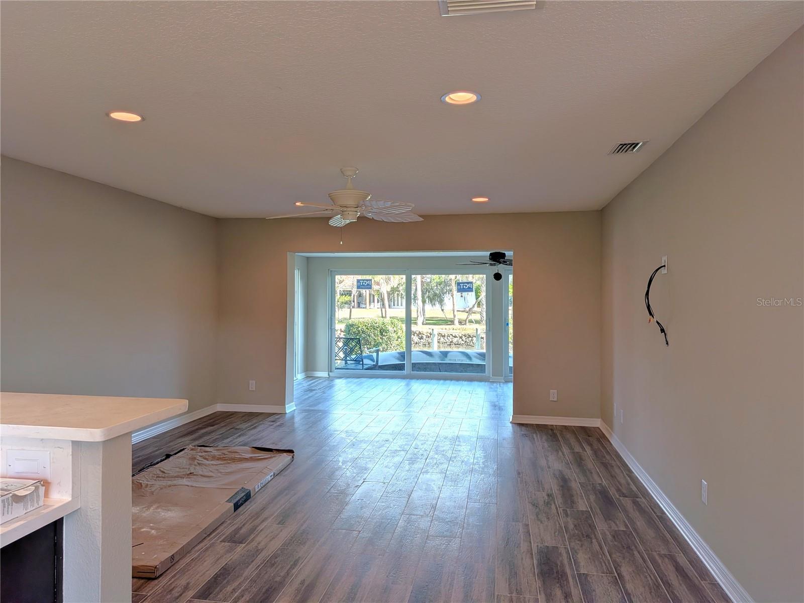 BAY VILLA CONDO - Residential