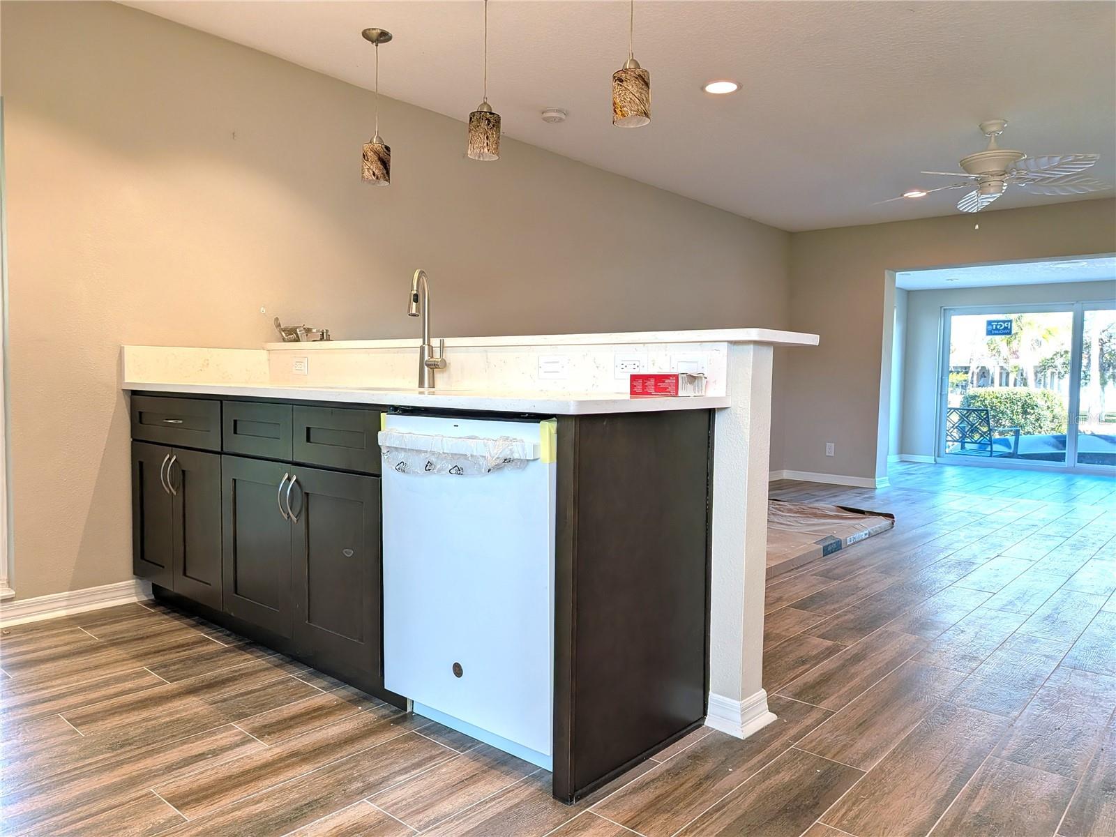 BAY VILLA CONDO - Residential