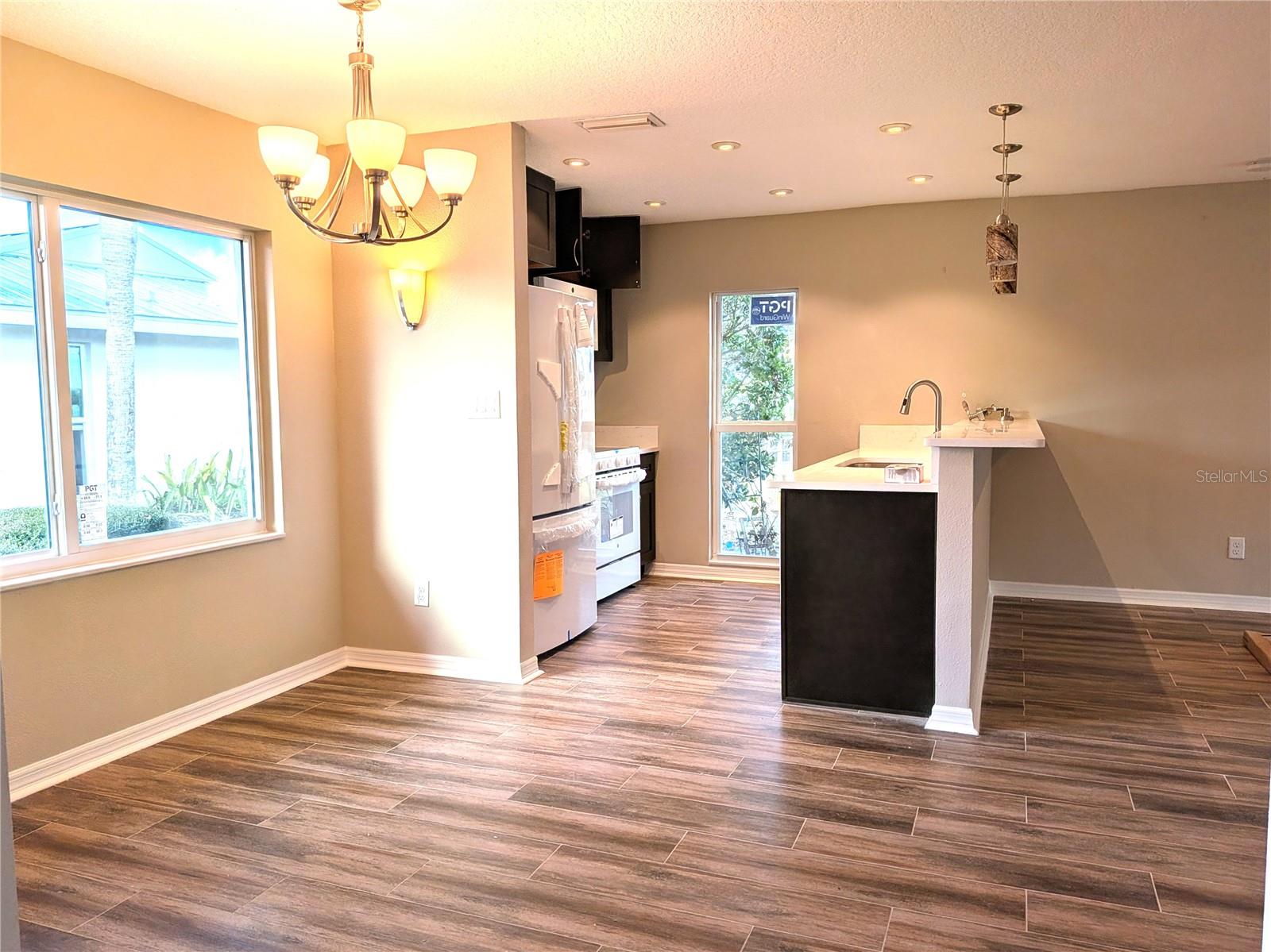 BAY VILLA CONDO - Residential