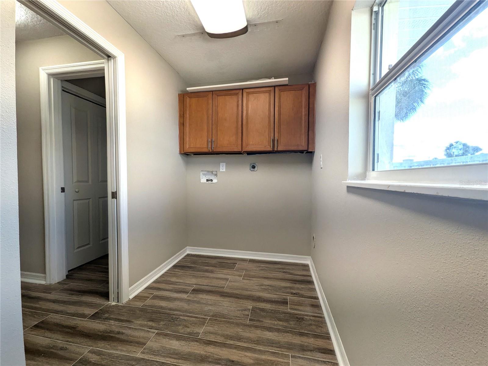 BAY VILLA CONDO - Residential