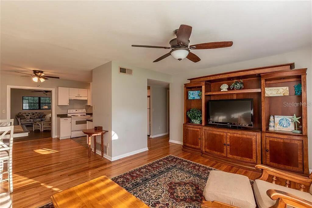 HERITAGE HILLS REP - Residential