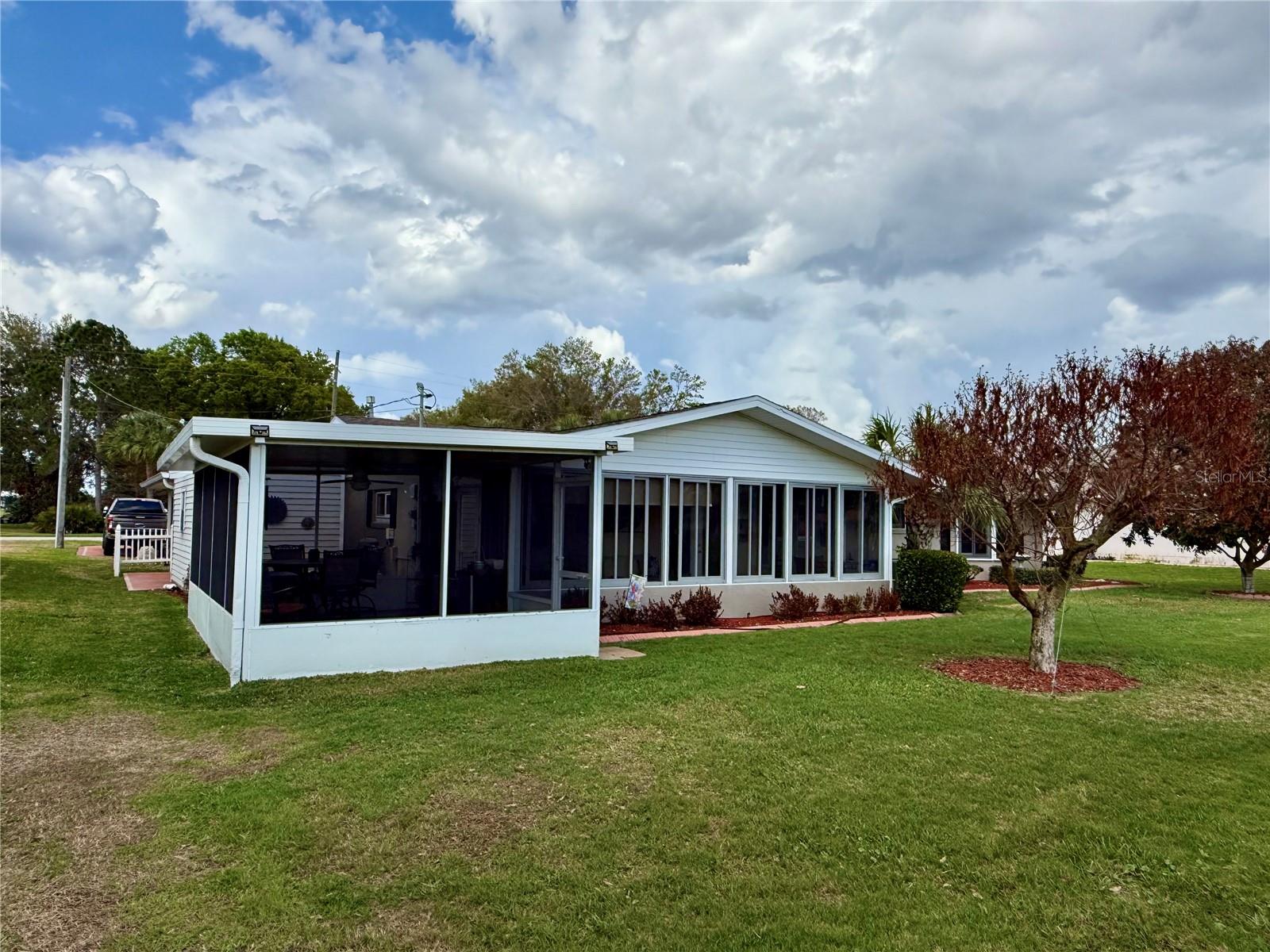 AVON LAKES SUB - Residential