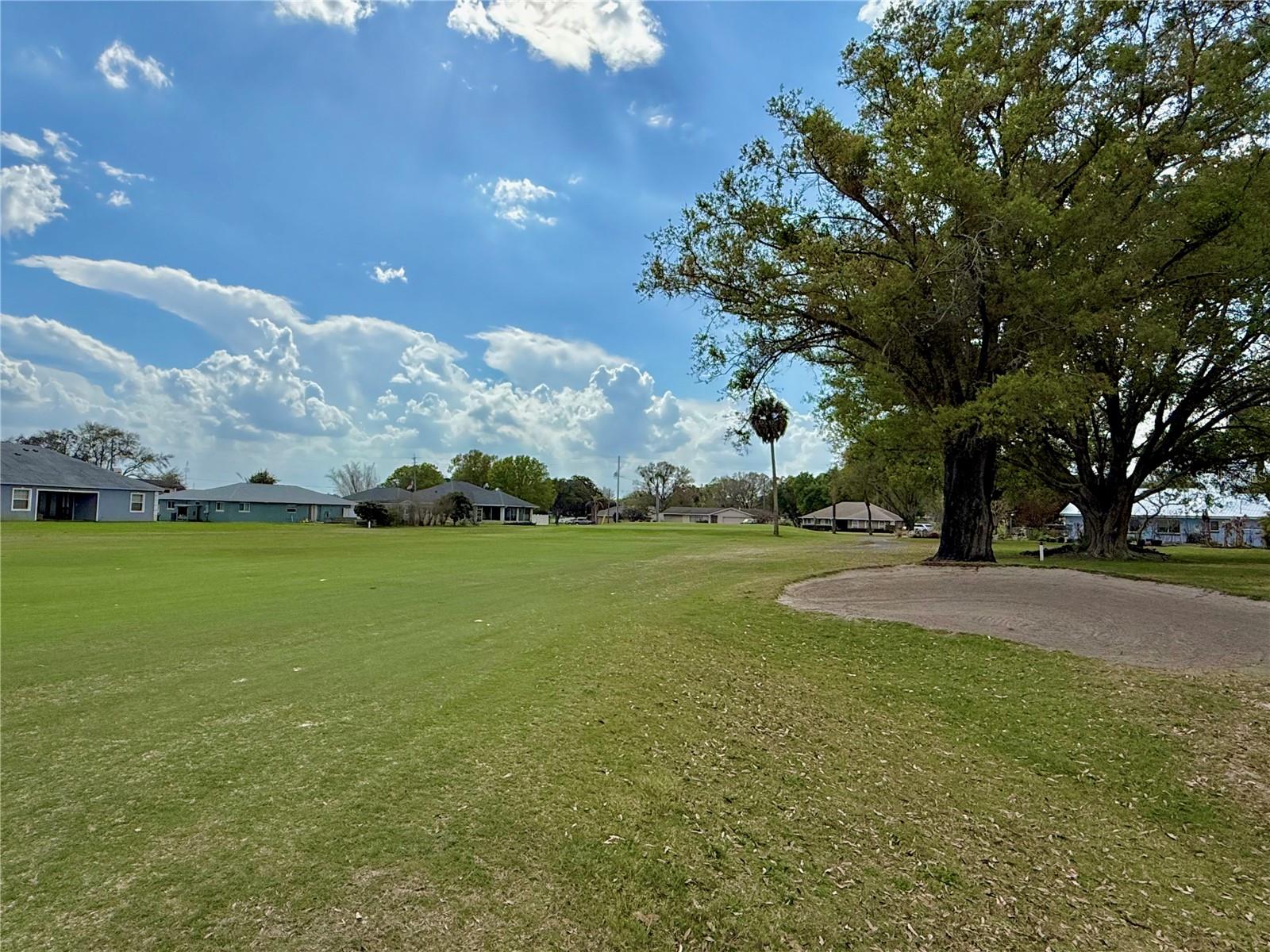 AVON LAKES SUB - Residential