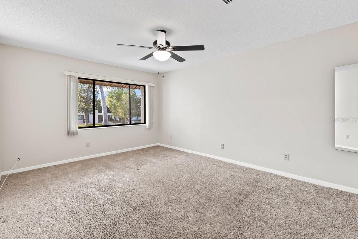 ESCONDIDO AT TOMOKA CONDO - Residential