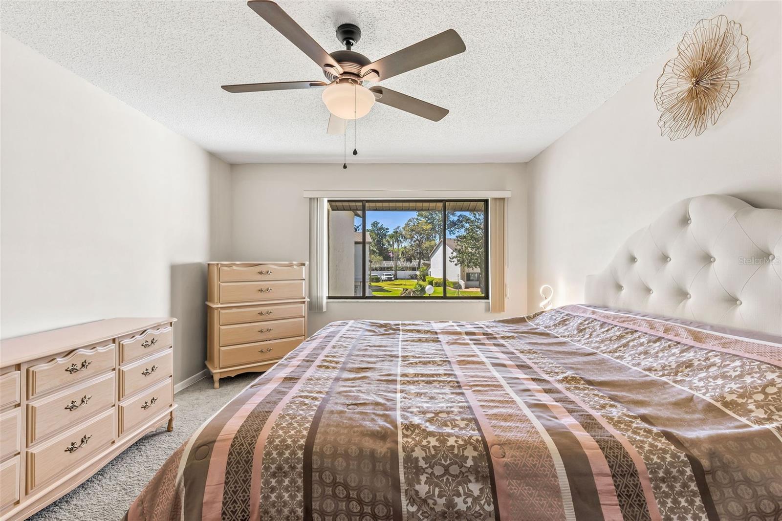 ESCONDIDO AT TOMOKA CONDO - Residential