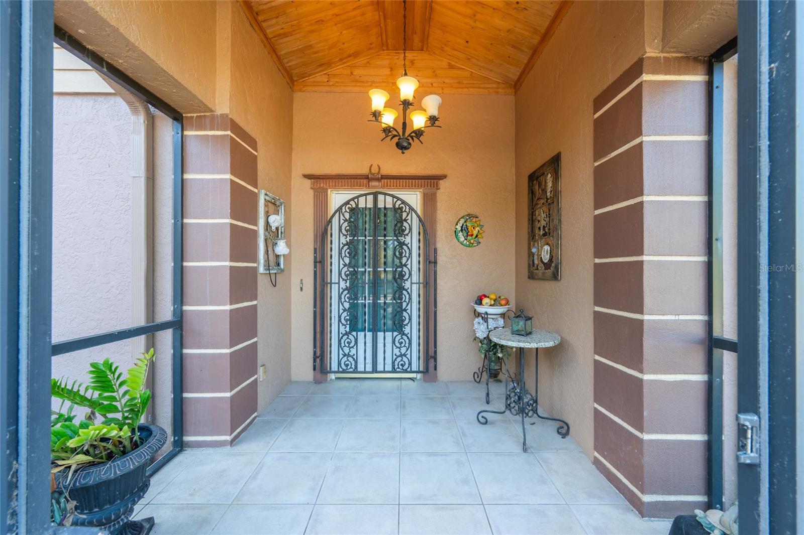 690 PERCHERON CIRCLE