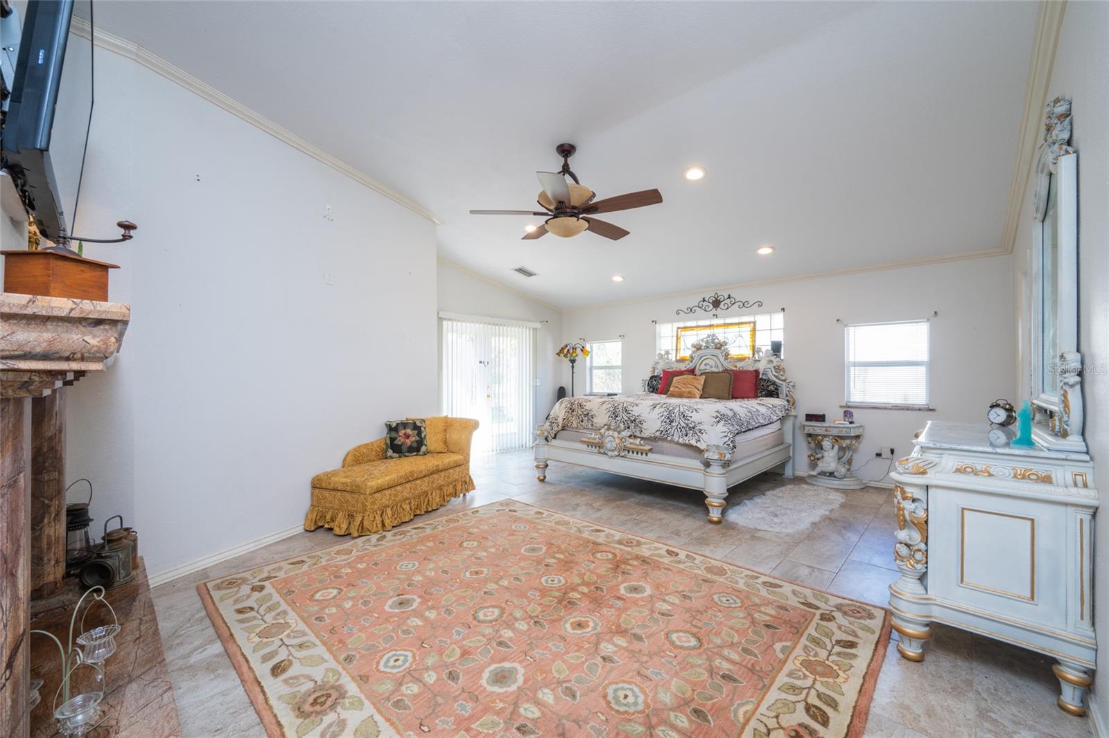 DECKER/MISSION VALLEY - Residential