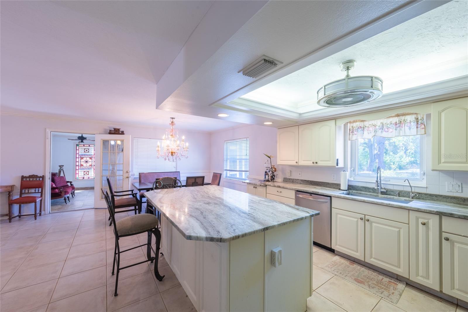 DECKER/MISSION VALLEY - Residential